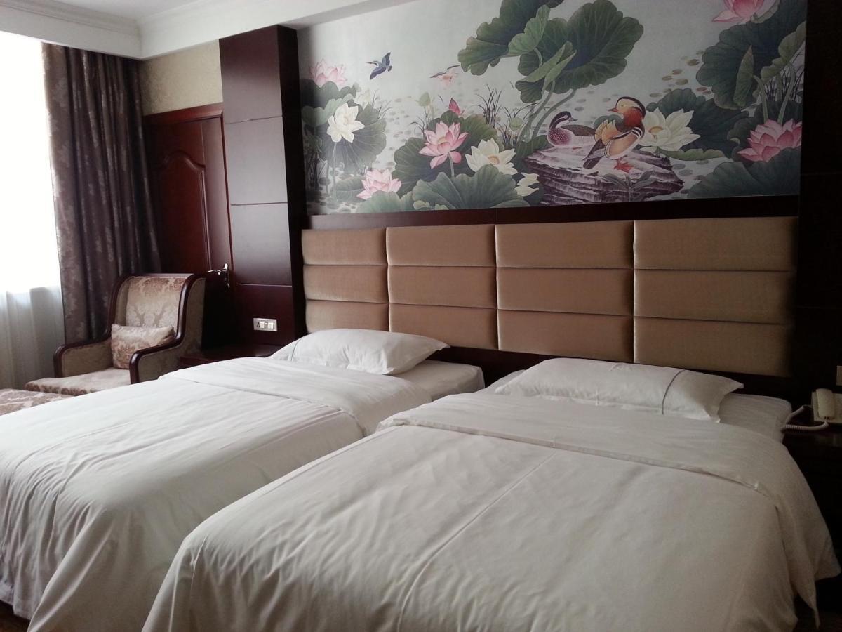 New West Street Hotel - Grand Wing Yangshuo Room photo